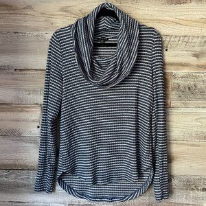 Lucky Brand Bonne Chance Sz. XS Sweater Pullover Long sleeve Lightweight Blue